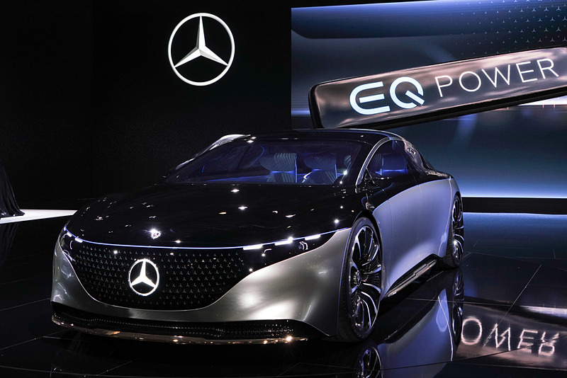 Mercedes-Benz-Vision-EQS